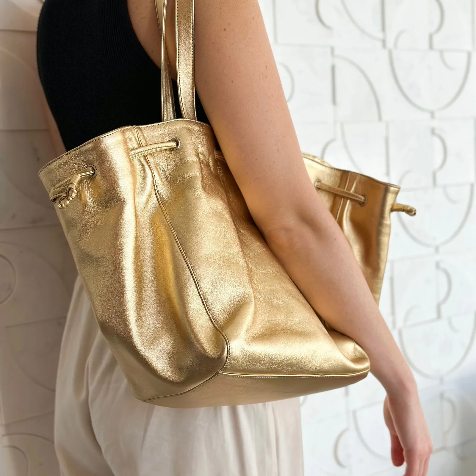 MEGGY G gold